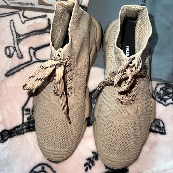 New BALENCIAGA Speed Trainers - Picture 4 of 8